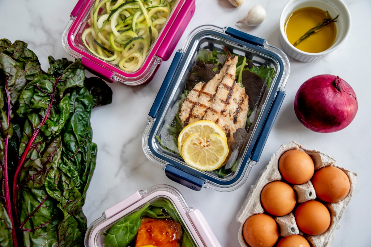 Nutritionist consulting on meal planning